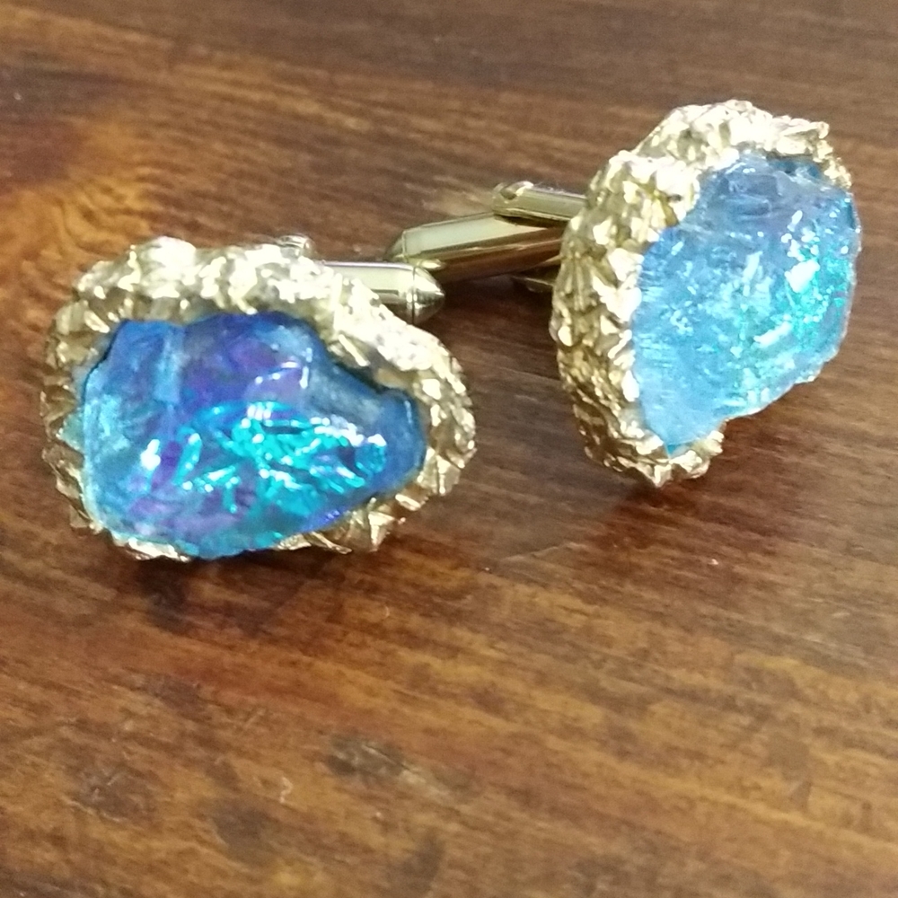 Vintage SWANK Cufflinks Blue Glacier Glass Iridescent Aurora Borealis Geode